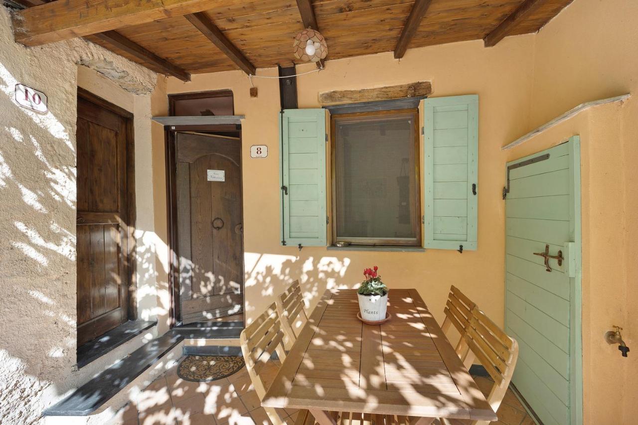 Вилла Casa Vittorina Cesio Экстерьер фото